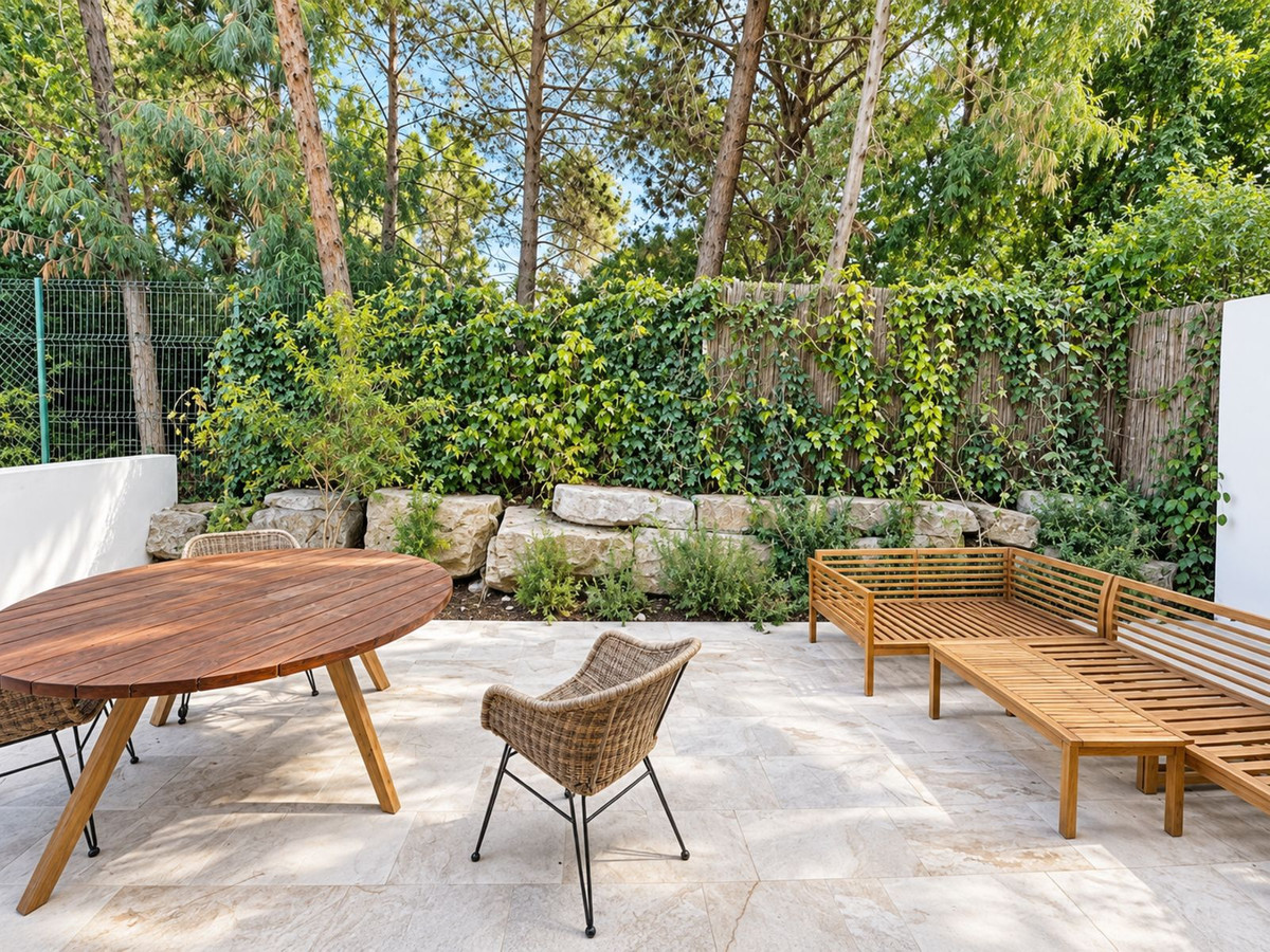 El Paraíso, Estepona